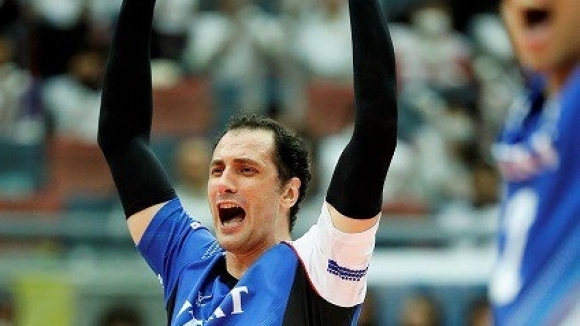 Волейболната звезда Матей Казийски и съотборниците му от ДжейТЕКТ Стингс