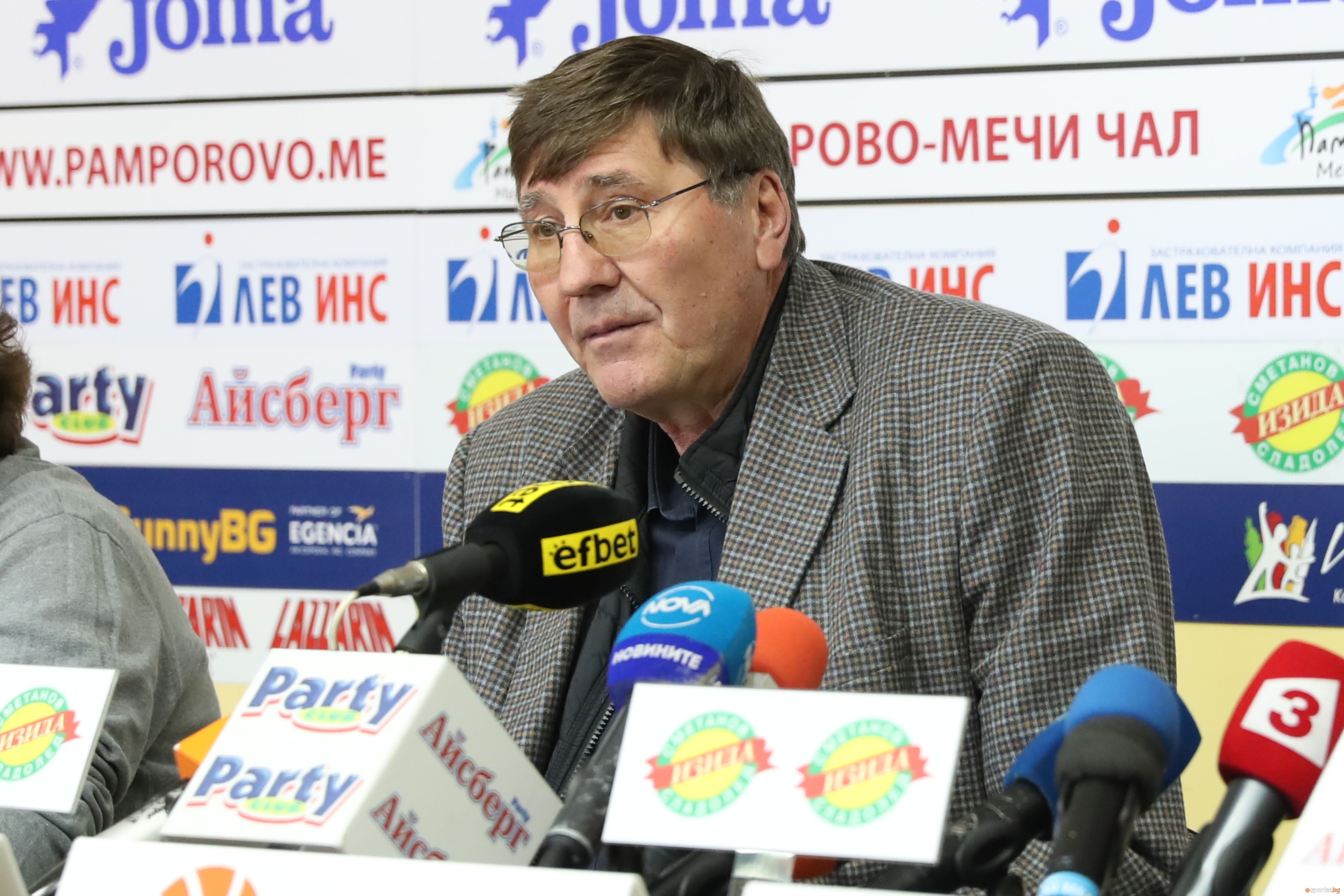 Президентът на българската федерация по баскетбол Георги Глушков говори обстойно