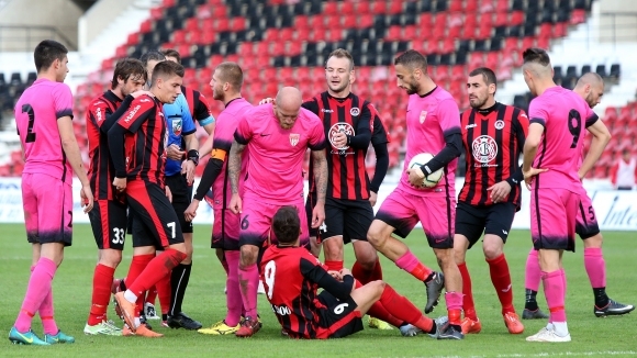 Ботев Враца поведе във Втора лига след победа с 2