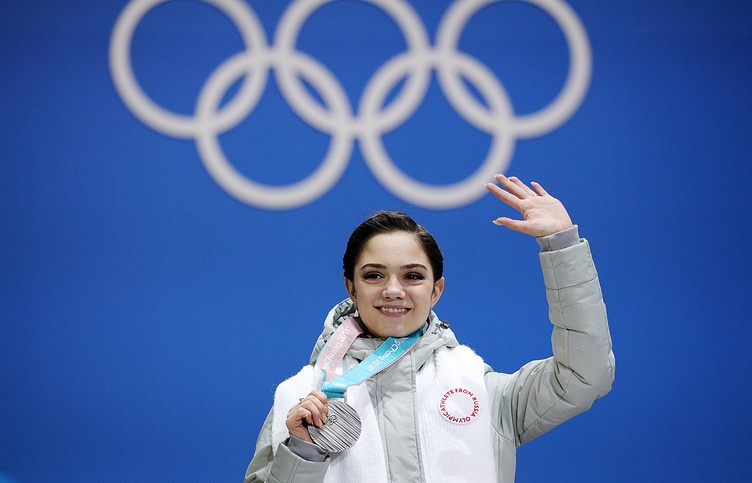 Олимпийската вицешампионка от Пьончан 2018 Евгения Медведева напуска Русия и
