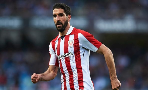 Халфът на Атлетик Билбао Раул Гарсия е претърпял оерация на