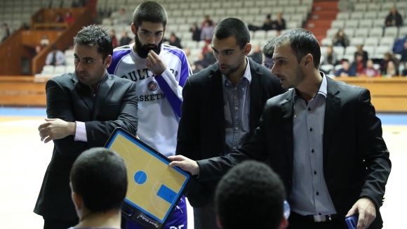 Треньорът на Академик Бултекс 99 Асен Николов похвали своите момчета