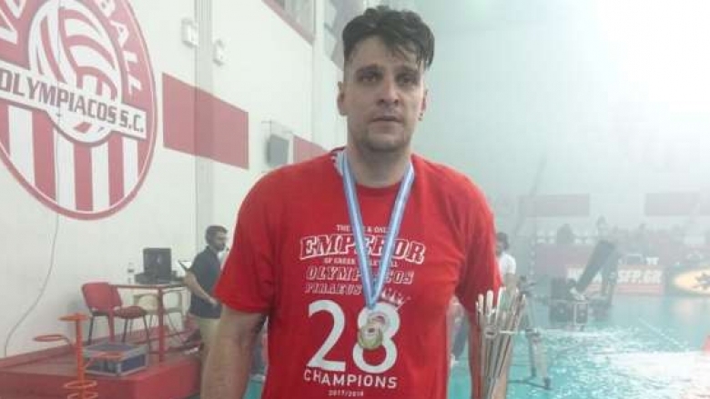 Българският посрещач Тодор Алексиев и неговият Олимпиакос Пирея спечелиха титлата