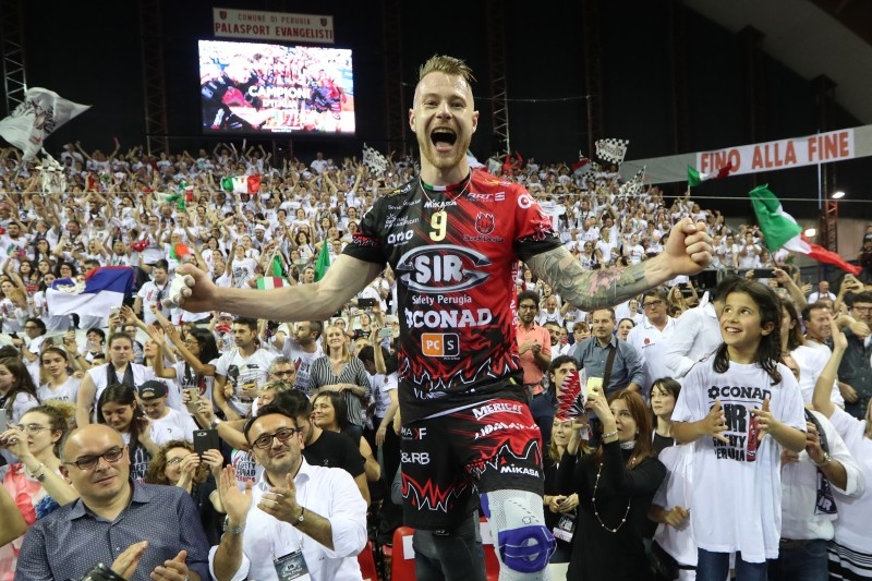 Преди два дни голямата волейболна звезда Иван Зайцев разкри в