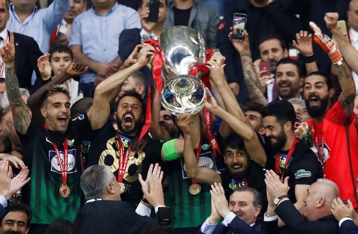 Скромният Акхисар Беледиеспор спечели Купата на Турция Във финала отборът