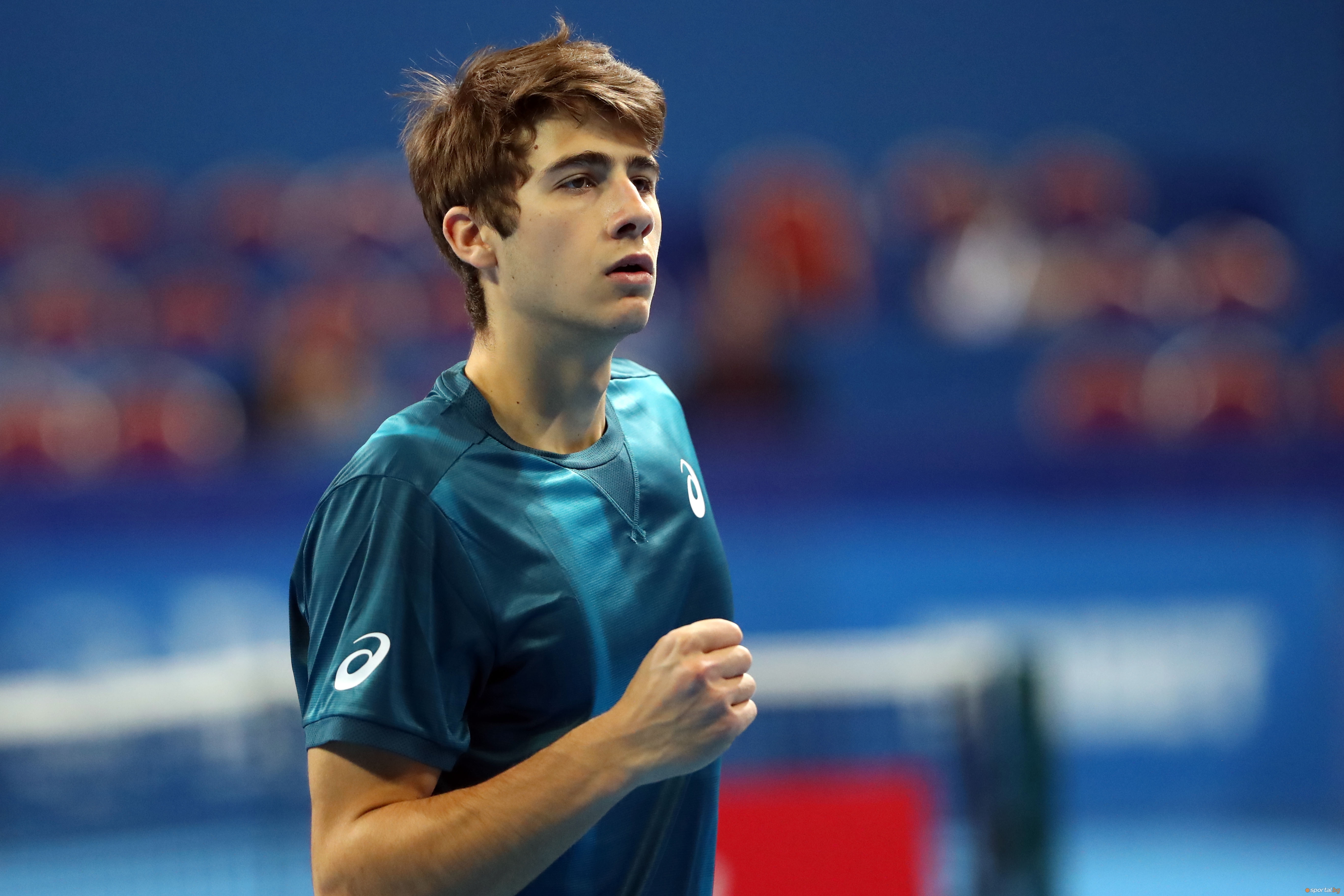Държавният шампион по тенис в зала Александър Донски спечели титлата