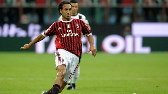 Легендата на Милан и Лацио Алесандро Неста ще бъде новият