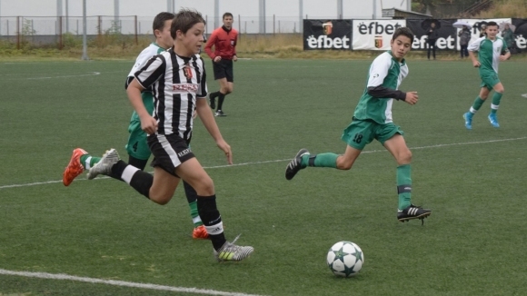 ДЮШ на Локомотив Пловдив набира деца родени през 2002 ра и