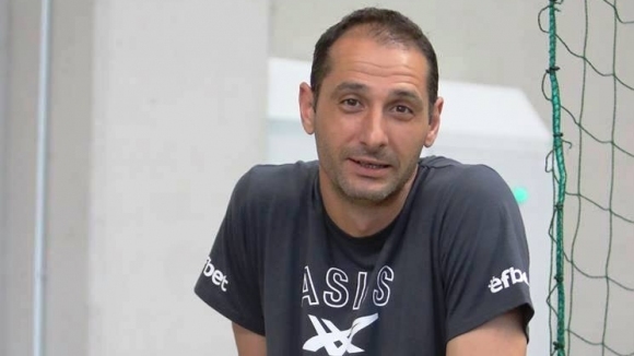 Капитанът на волейболния отбор Дунав Русе Костадин Стойков ще продължи