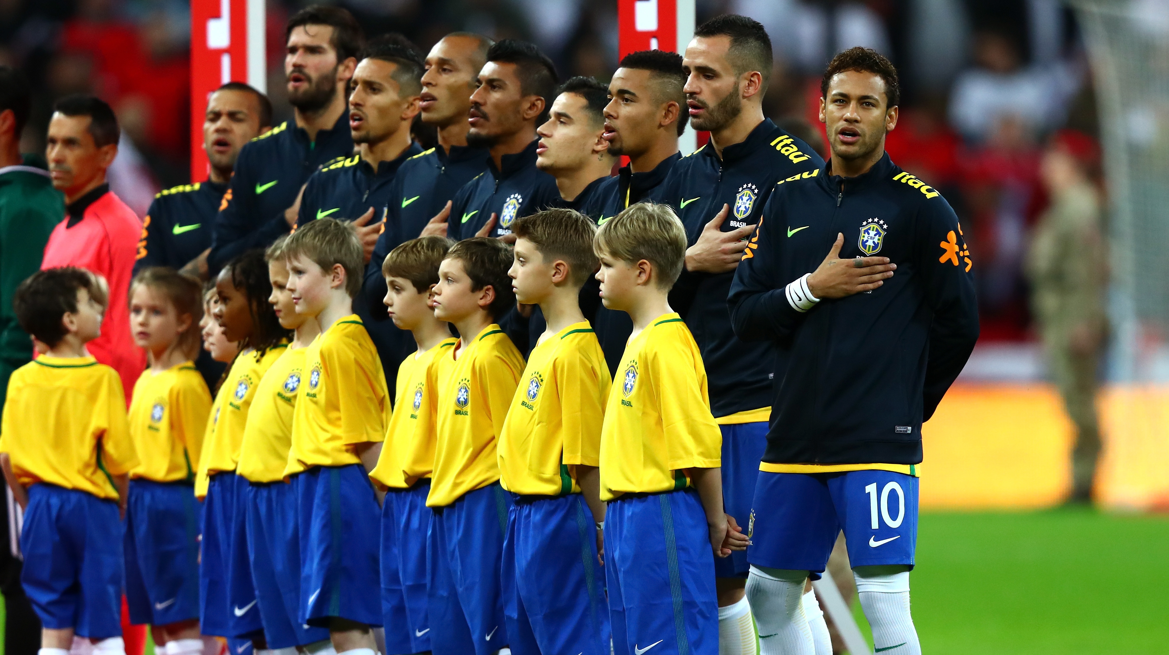 Селекционерът на Бразилия Тите директно обяви финалния си избор от