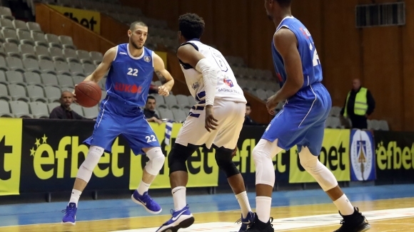 Баскетболистът на Левски Лукойл Павлин Иванов няма да играе до