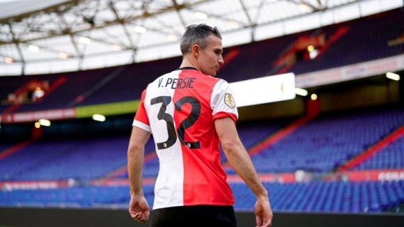 Нападателят на Фейенорд Робин ван Перси не мисли да спира