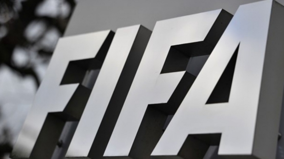 Световната футболна централа ФИФА реши да затегне още повече обръча