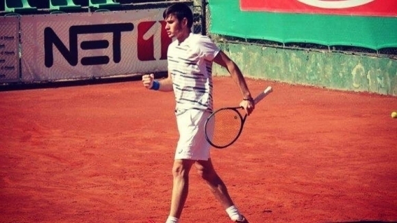 Габриел Донев е първият четвъртфиналист на международния турнир по тенис
