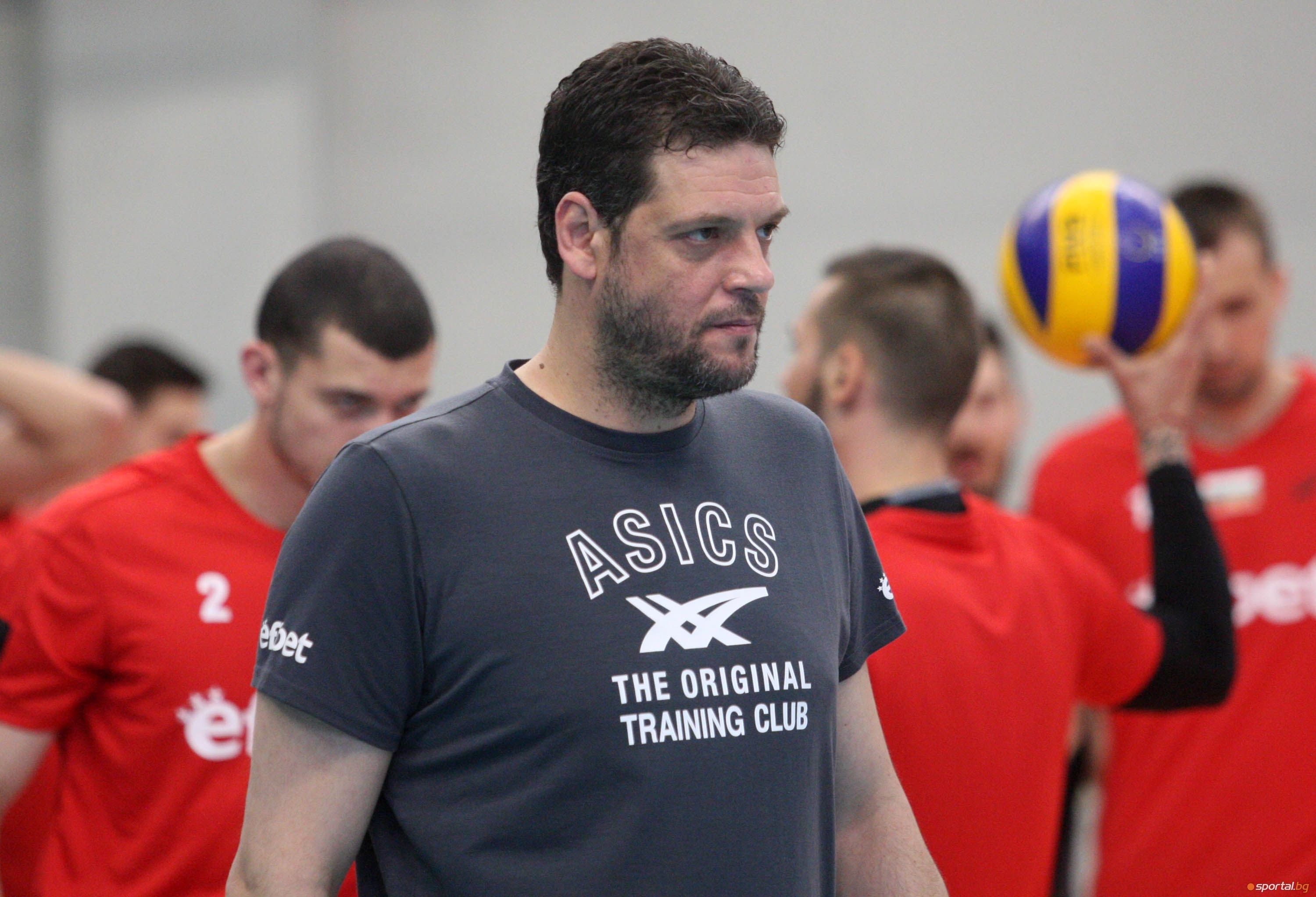 Българският национален отбор по волейбол замина за приятелските срещи с