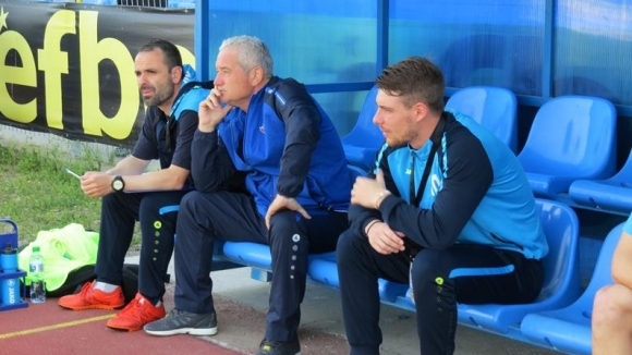 Футболистите на Монтана направиха едночасова тренировка днес на стадион Огоста