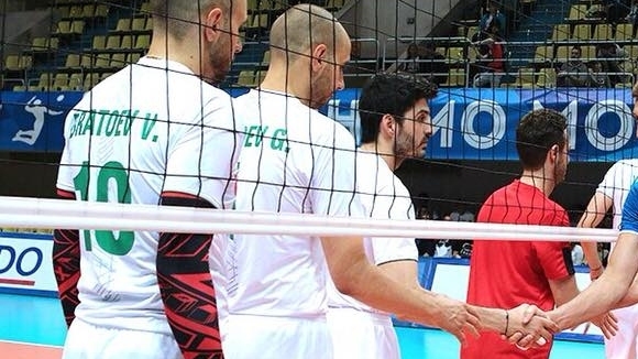 Волейболистите от националния отбор на България за мъже отново ще