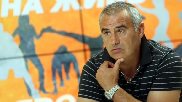 Старши треньорът на Ботев (Враца) Сашо Ангелов гостува в Sportal
