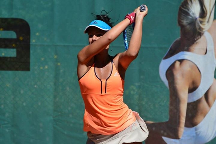 Юлия Стаматова отпадна на полуфиналите на двойки на турнира по