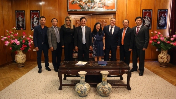 Днес 01 Юни 2018 год в 11 30 ч в Посолството