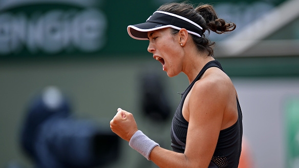 Поставената под №3 Гарбинье Мугуруса се класира за 1 8 финалите на