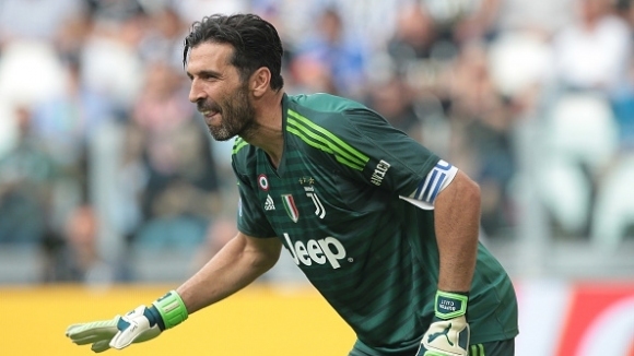 Ръководството на Пари Сен Жермен все още не обявило подписването