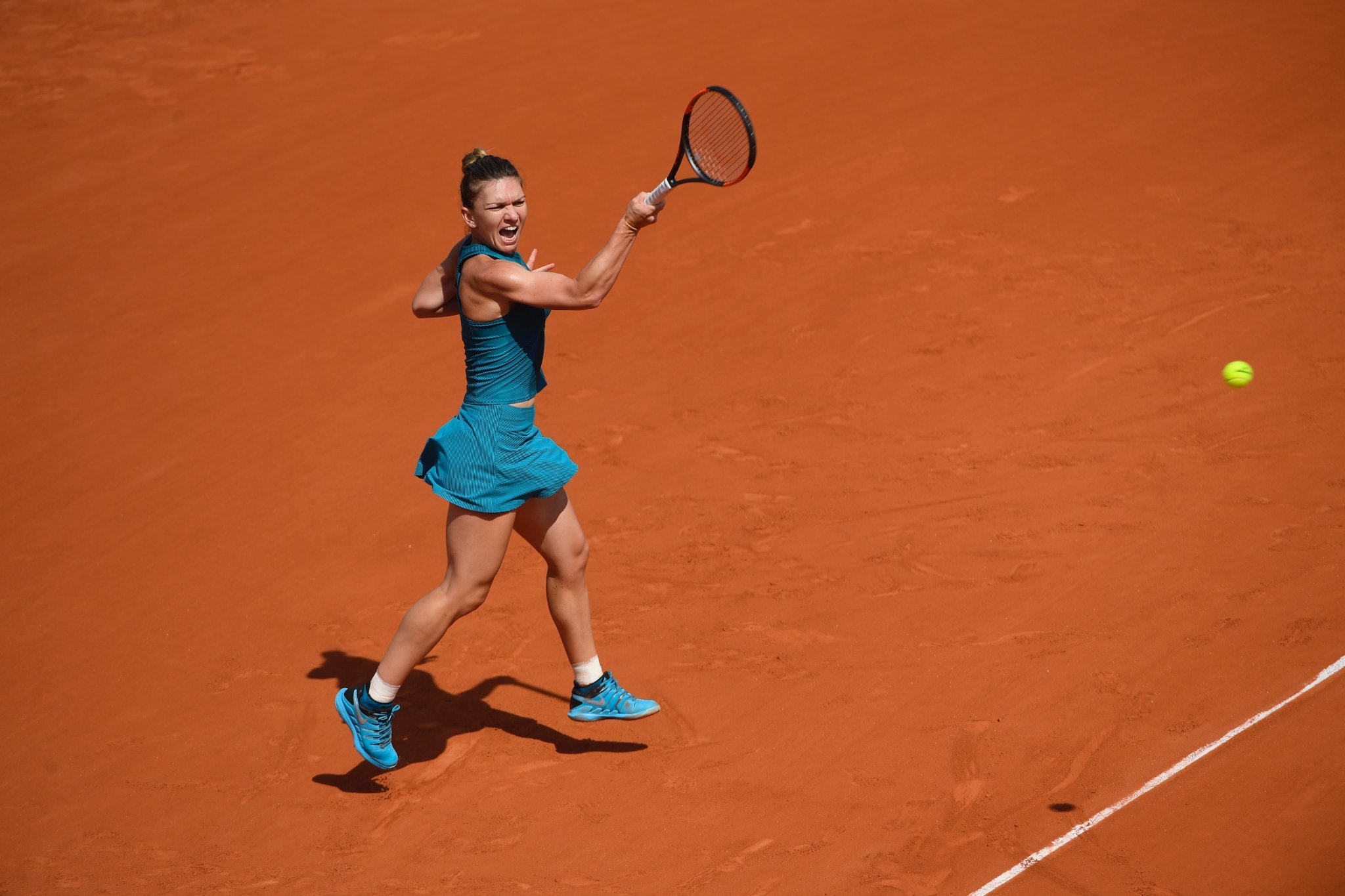 Водачката в световната ранглиста Симона Халеп Румъния се класира за