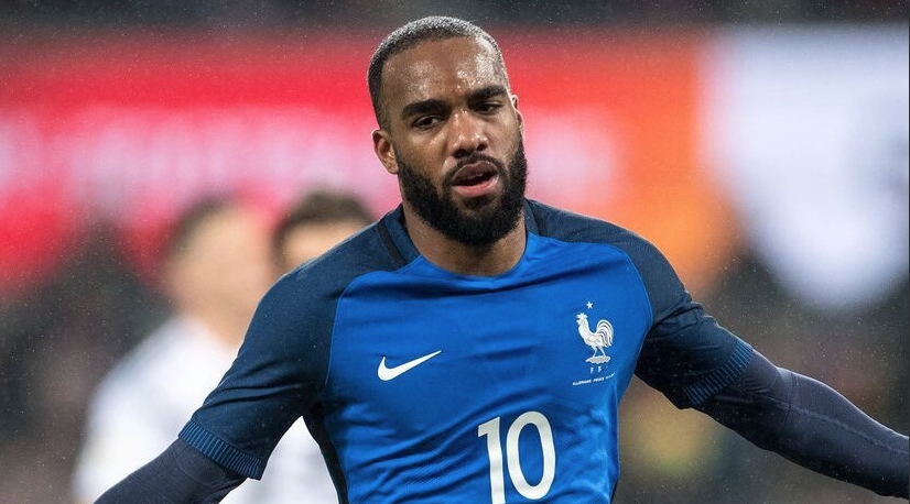 Селекционерът на Франция Дидие Дешан така и не направи промяна