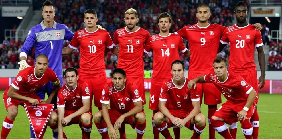 Селекционерът на швейцарския национален отбор Владимир Петкович обяви състава от