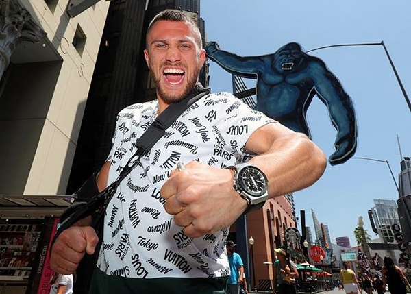 Великите актьори от множество екшън филми Силвестър Сталоун и Арнолд