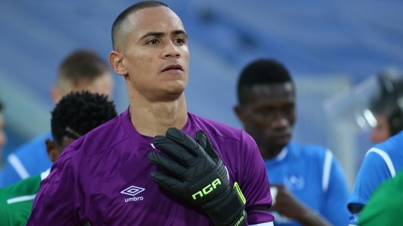 Вратарят на Лудогорец Ренан дос Сантос обсъди бъдещето си в