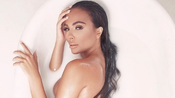 Николета Лозанова обича да позира без дрехи Самата тя е