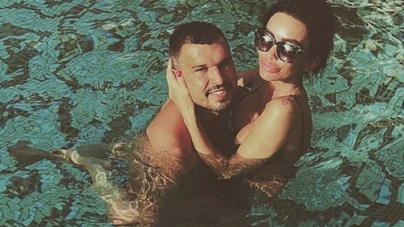 Около 20 бона пръсна футболистът Валери Божинов за да глези