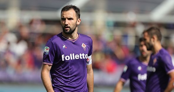 Доскорошният капитан на Фиорентина Милан Бадел още не е решил