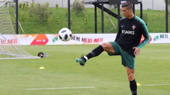 Звездата на националния отбор на Португалия Кристиано Роналдо е доволен