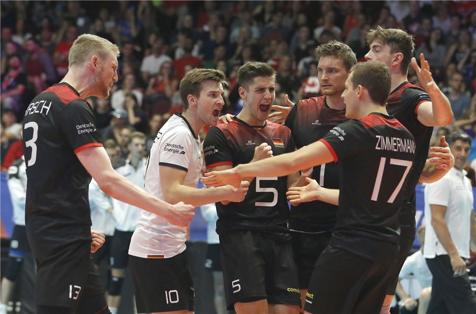 Европейският волейболен вицешампион Германия прекъсна победната серия на Канада след