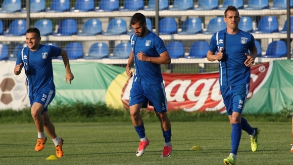 Голяма част от футболистите на Верея няма да продължат ка