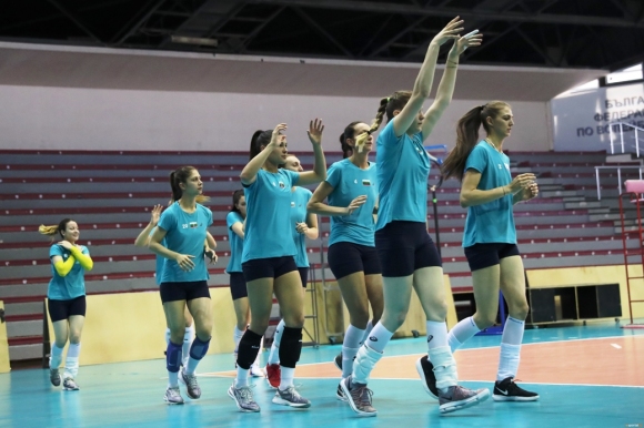 Женският национален отбор по волейбол на България, който се класира