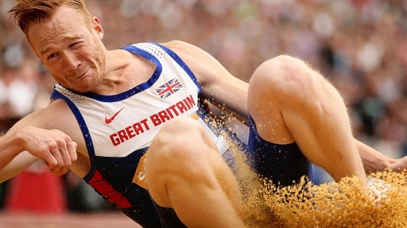 Най успешният британски състезател по дълъг скок Грег Ръдърфорд ще сложи