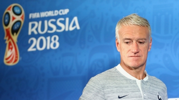 Селекционерът на Франция Дидие Дешан е доволен че сагата около
