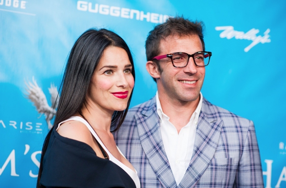 Легендата на Ювентус и Италия Алесандро дел Пиеро се развежда