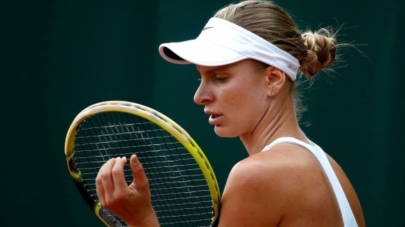 Българската тенисистка Сесил Каратанчева отпадна в първия кръг на квалификациите