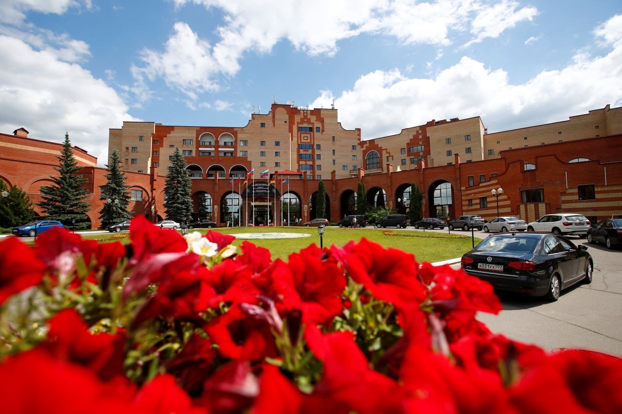 Футболистите на Германия не са никак доволни от суровата база