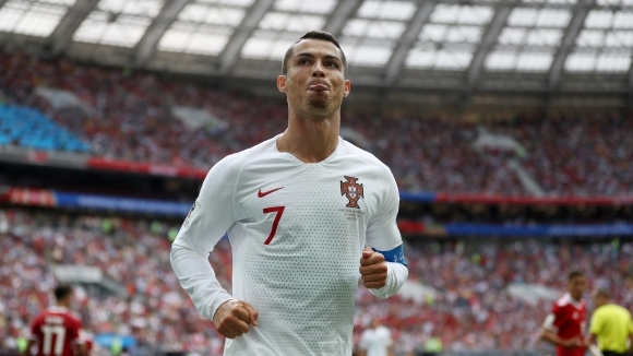 Капитанът на Португалия Кристиано Роналдо бе избран за Играч на