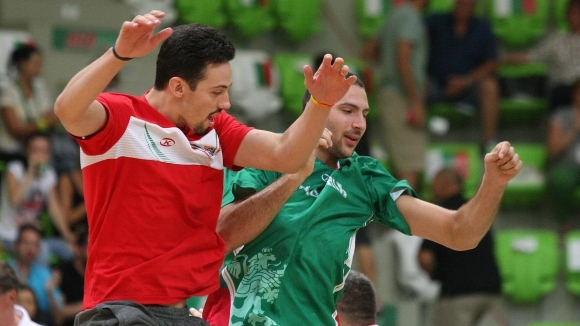 България все пак може да има натурализиран баскетболист в състава