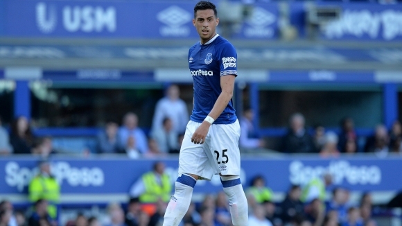 Испанският елитен Виляреал привлече защитника Рамиро Фунес Мори от Евертън