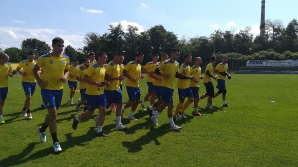 Вчера отборът на Марица (Пловдив) проведе своята първа тренировка! Новият