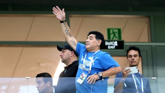 Аржентинският футболен Бог Диего Марадона държи на мнението си и