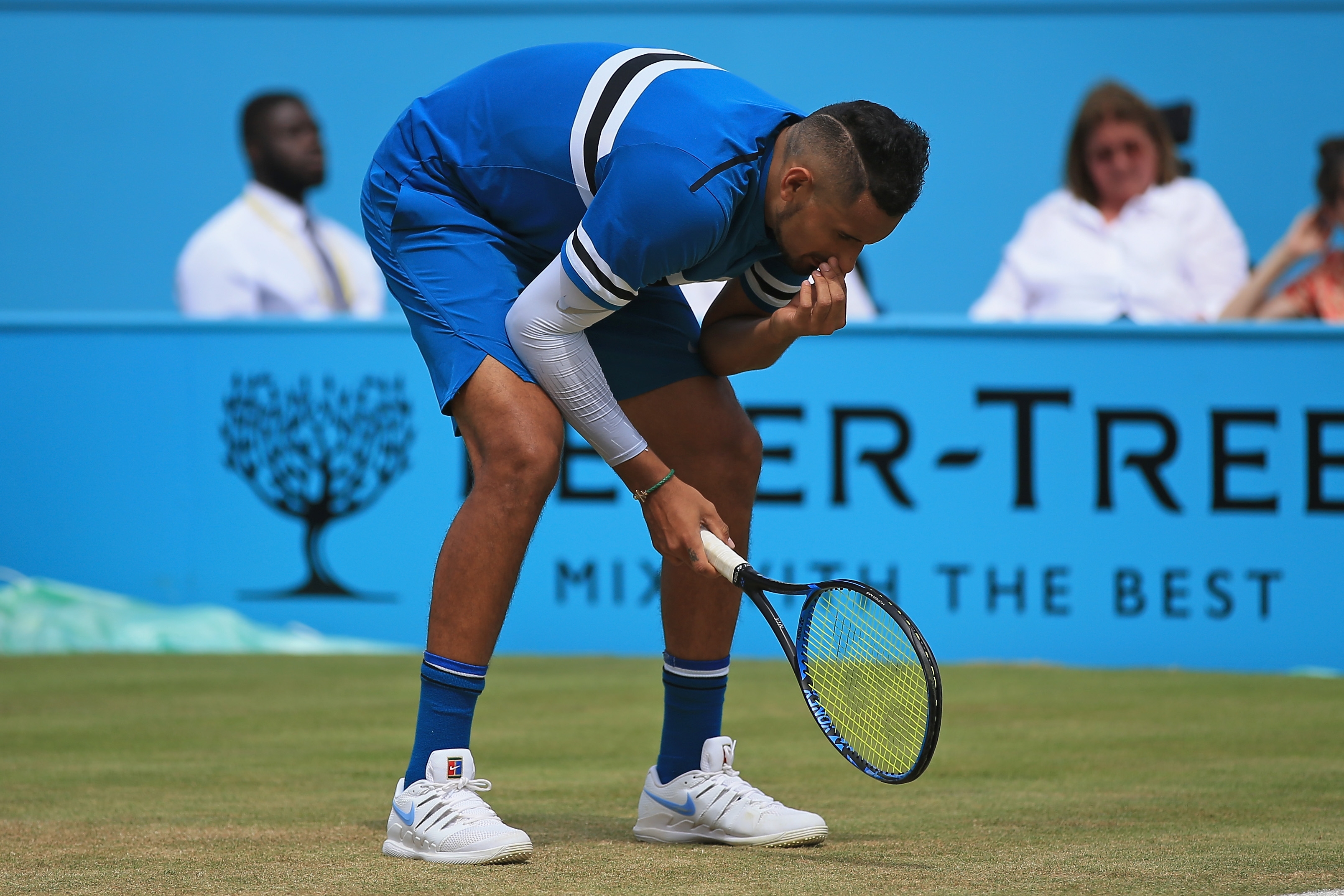 АТП глоби Ник Кирьос с 15 хиляди евро заради непристойното