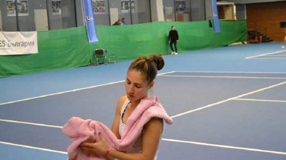 Габриела Михайлова се класира за четвъртфиналите на турнира по тенис